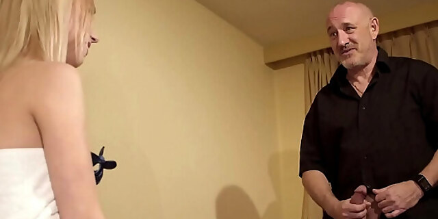 Play XXX Porn Video Sex