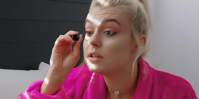 ass,babes,blowjobs,boobs,hardcore,licking,molten,natural tits,pussy,sex,teen