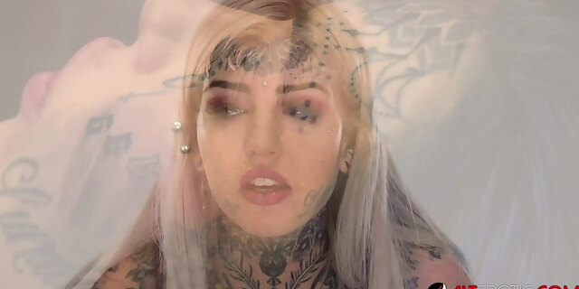 amateur,australian,beauty,big tits,boobs,hd,piercing,softcore,tattooed