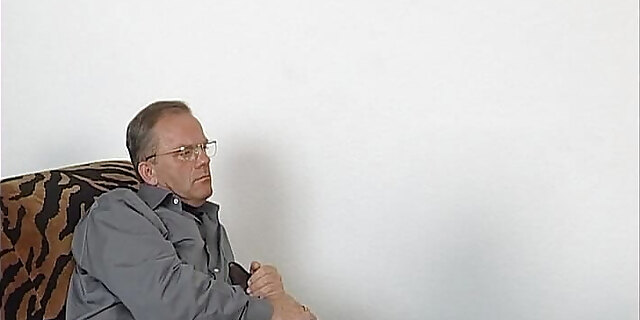 amateur,blowjob,cumshot,german,german amateur,handjob,milf,mom,orgasm,retro,vintage,watching