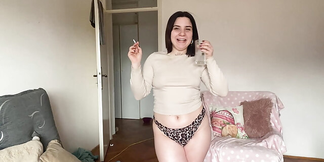 big ass,brunette,european,exotic,fetish,hd,milf,panties,perfect body,red,short hair,slut,smoking,smoking fetish,solo,tattooed,teen