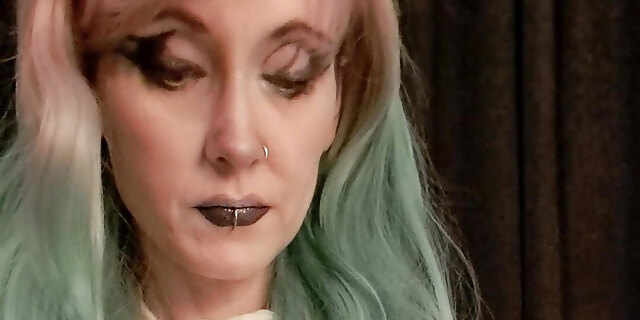 amateur,american,clothed,exotic,fantasy,gloves,goth,hd,petite,vintage