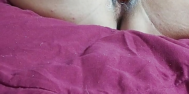 amateur,european,fingering,foreplay,hd,homemade,milf,toys,vibrator