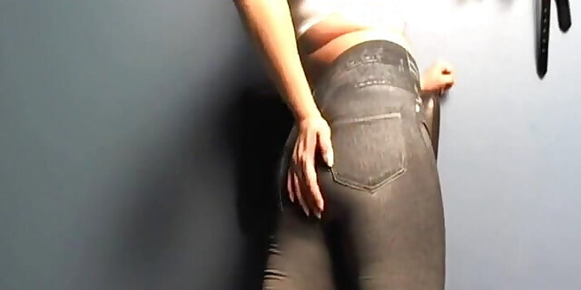 amateur,asian,ass,ass worship,close up,dirty,dominatrix,femdom,fetish,filipina,joi,leggings,mistress,pov,solo,talk,tight