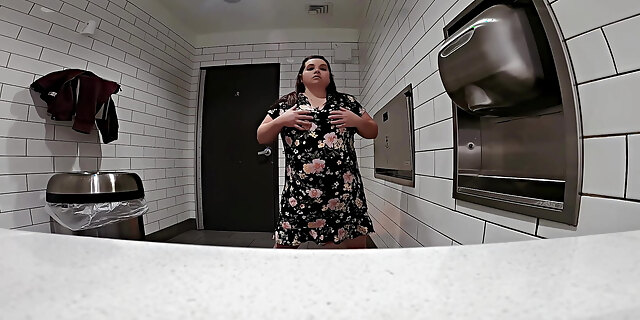 amateur,ass,bathroom,bbw,bbw milf,big ass,big natural tits,big tits,brunette,erotic,fat,hd,mature,mature bbw,molten,natural tits,public,solo,toilet