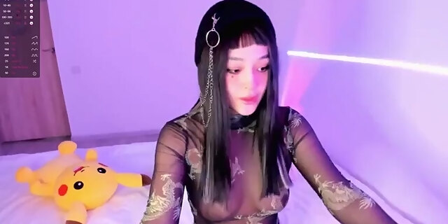 amateur,babes,brunette,latina,masturbation,solo,teen,webcams